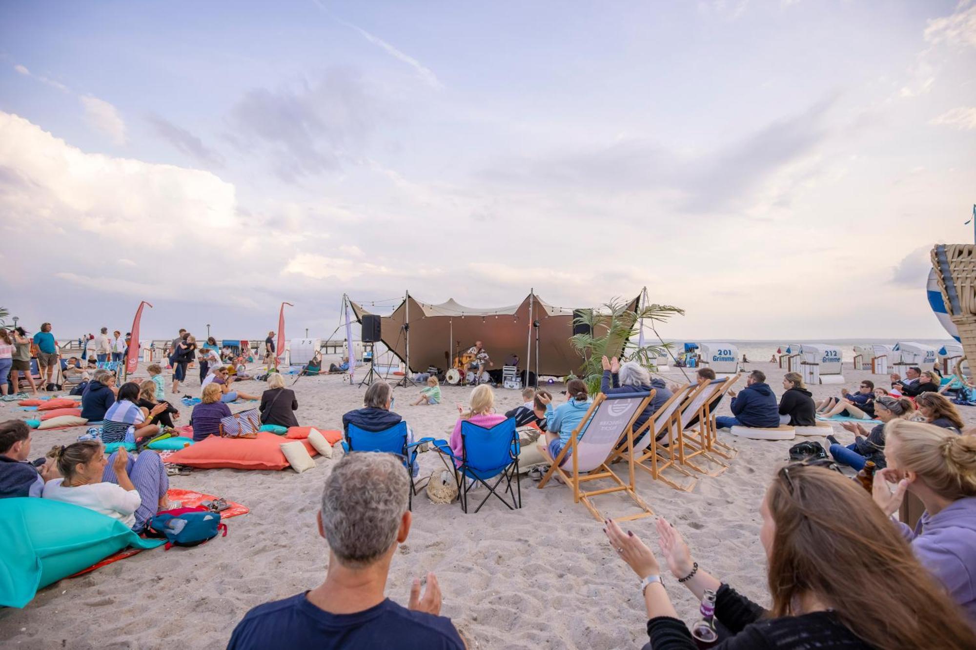 Gemuetliche Ferienresidenz Mit Meerblick Ueber Die Wundervolle Luebecker Bucht Timmendorfer Strand Zewnętrze zdjęcie